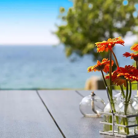 Beautiful Home, From 2021, With A Lovely Seaview Дом отдыха Рённе