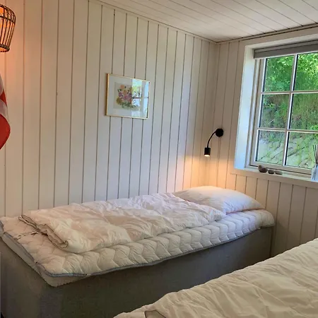 Beautiful Home, From 2021, With A Lovely Seaview * Рённе