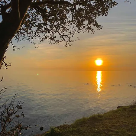 Beautiful Home, From 2021, With A Lovely Seaview Vakantiehuis Rønne