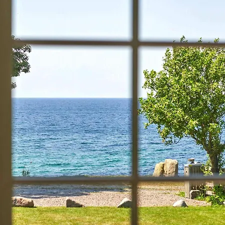 Beautiful Home, From 2021, With A Lovely Seaview * レンネ