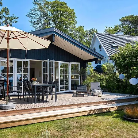 Beautiful From 2021 With A Lovely Seaview Casa vacanze *